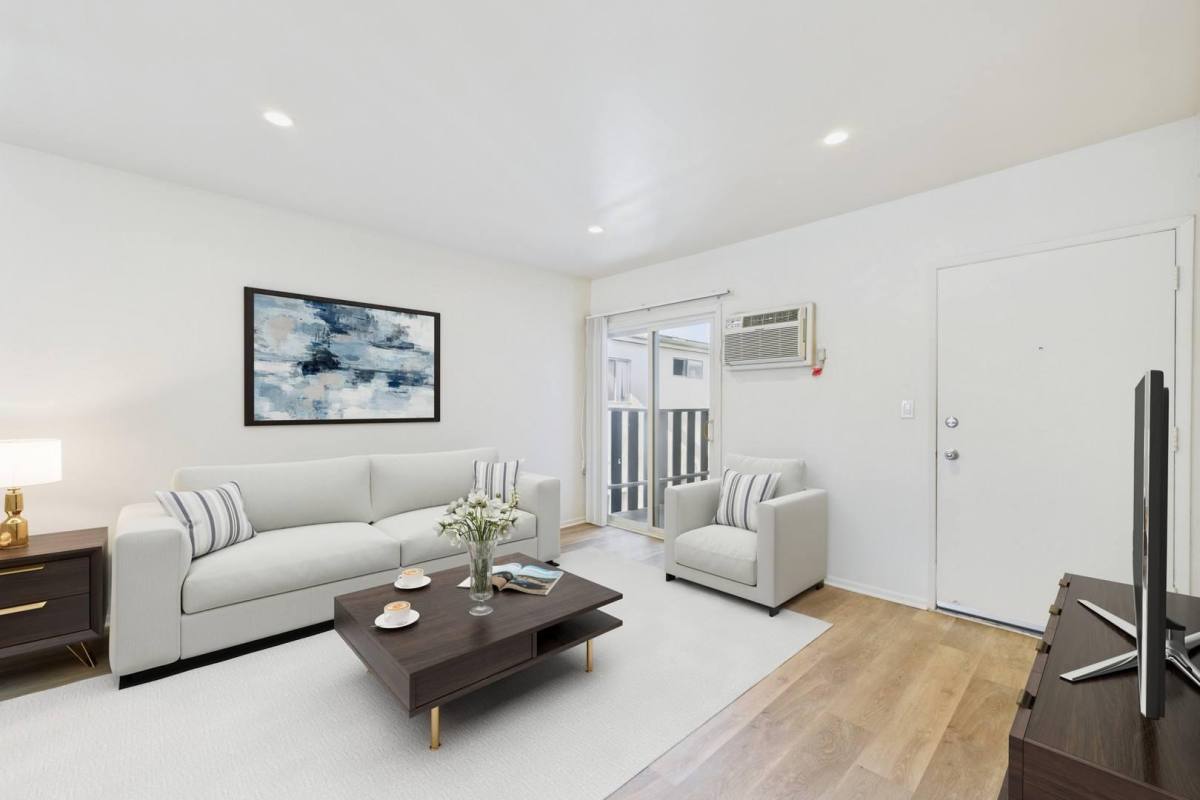 Apartment for rent at 10130 10140 Sepulveda #18, Mission Hills, CA 91345