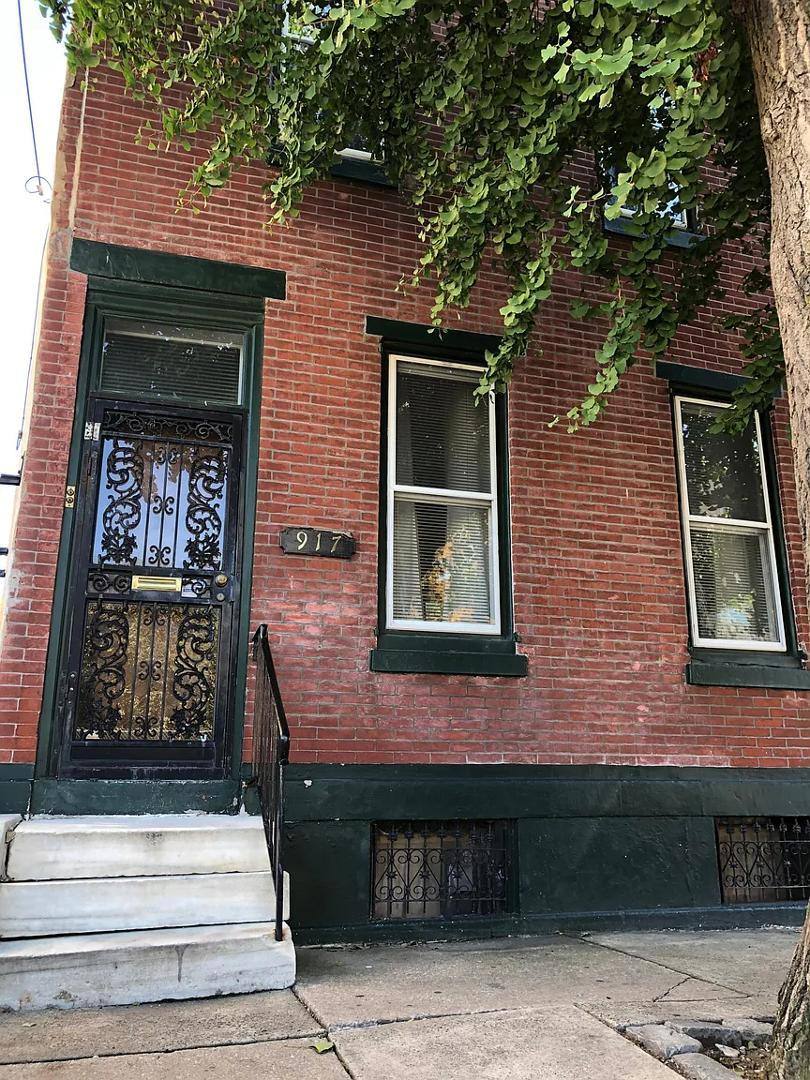 Apartment for rent at 917 N 6th St, Philadelphia, PA 19123