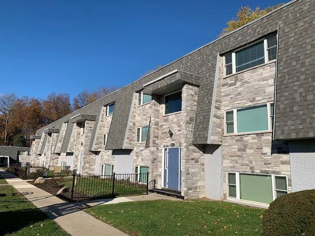 Apartment for rent at 1103 Evans Ave, Valparaiso, IN 46383