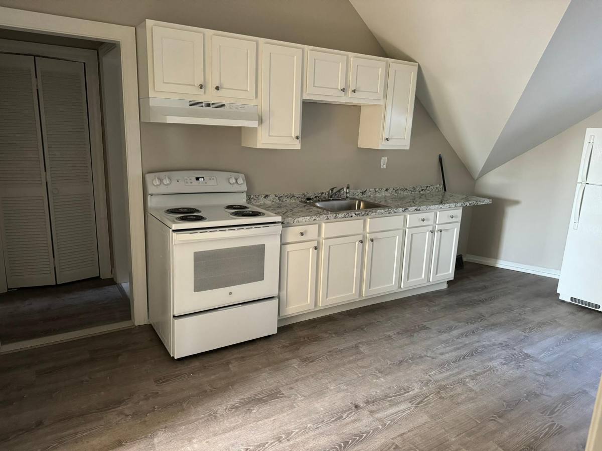 Apartment for rent at 286 Grove St #3F, Fall River, MA 02720