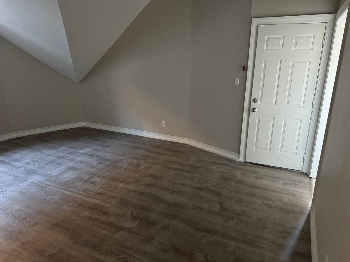 Apartment for rent at 286 Grove St #3F, Fall River, MA 02720