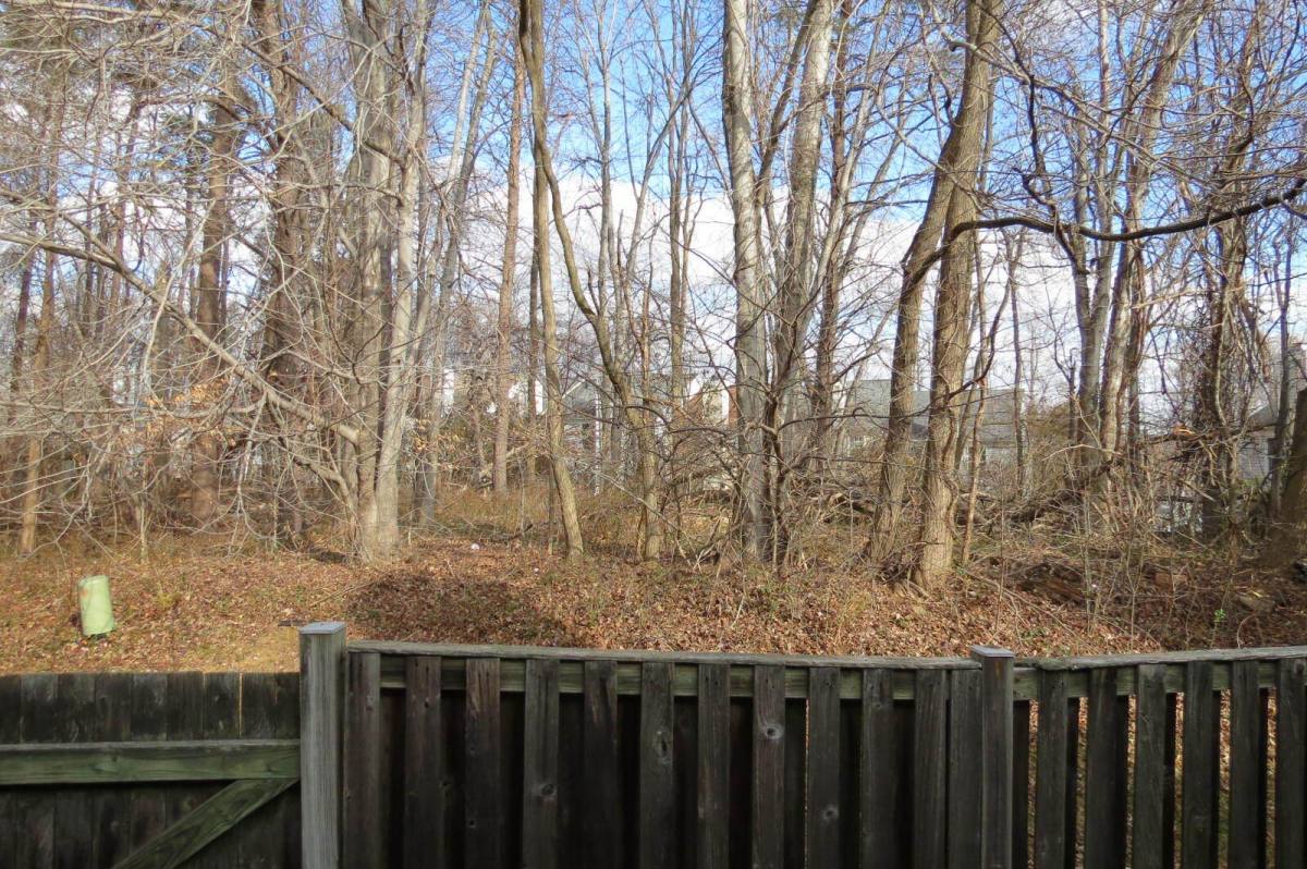 Townhouse for rent at 2208 Wimbledon Circle #1, Silver Spring, MD 20906