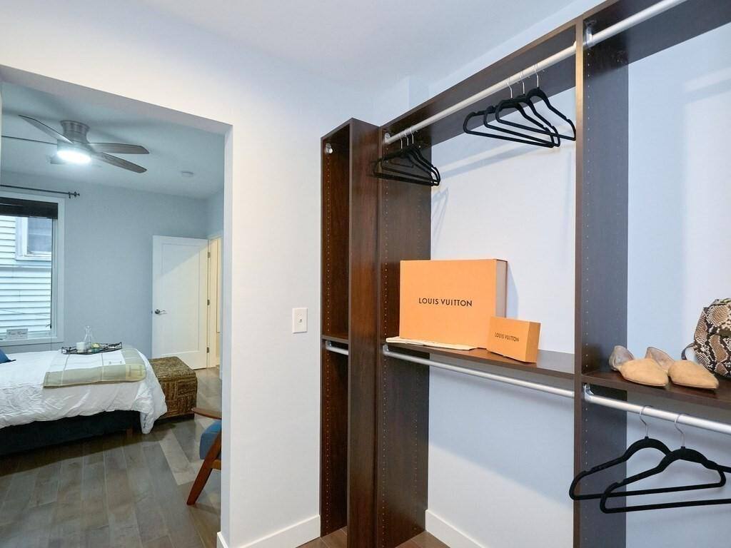 Apartment for rent at 186 Paris Street, 186-188 Paris St #5, East Boston, MA 02128