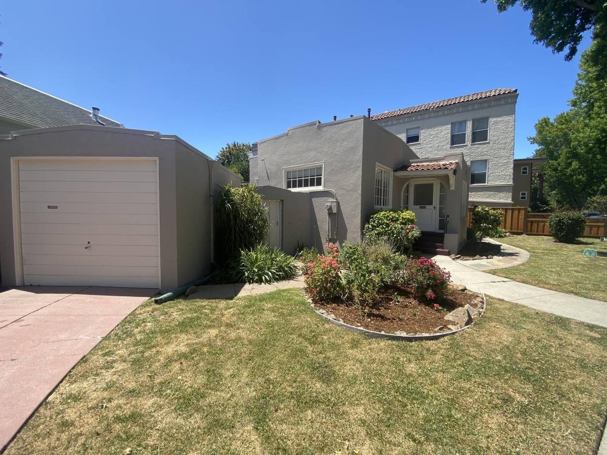 House for rent at 1401 Bellevue Ave, Burlingame, CA 94010