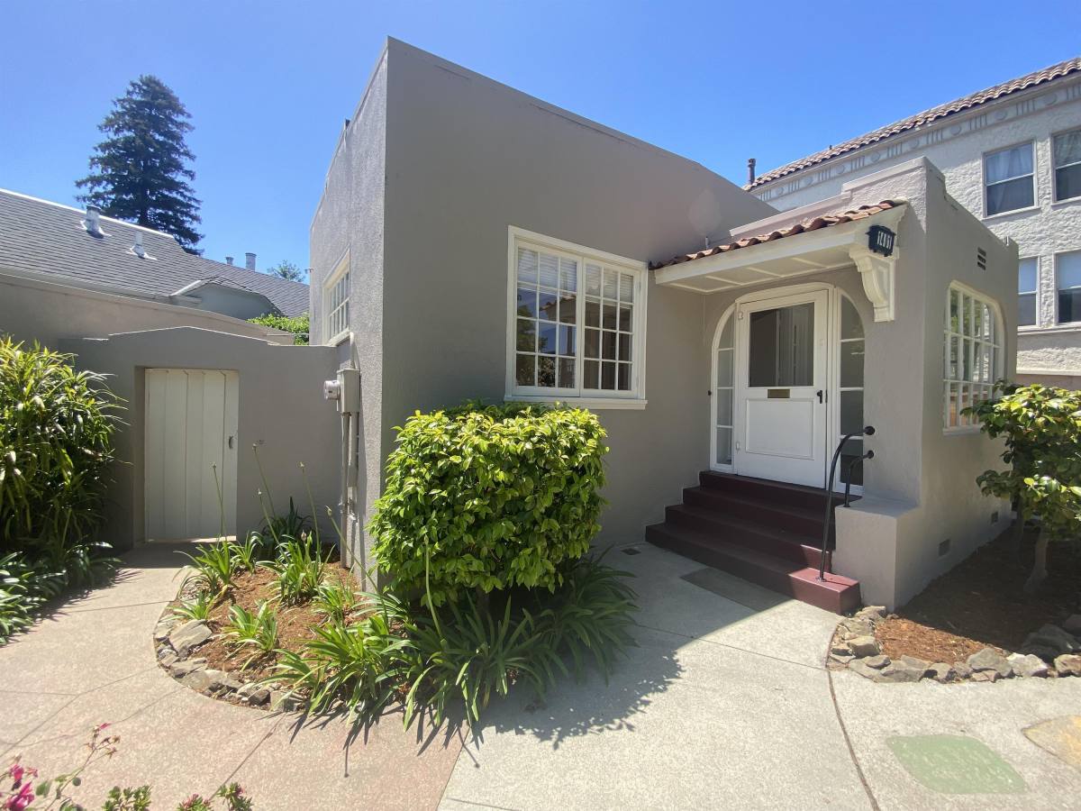House for rent at 1401 Bellevue Ave, Burlingame, CA 94010