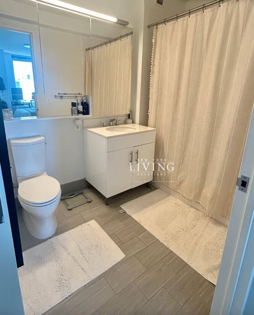 Apartment for rent at 5241 Center Blvd #1410, Long Island City, NY 11109