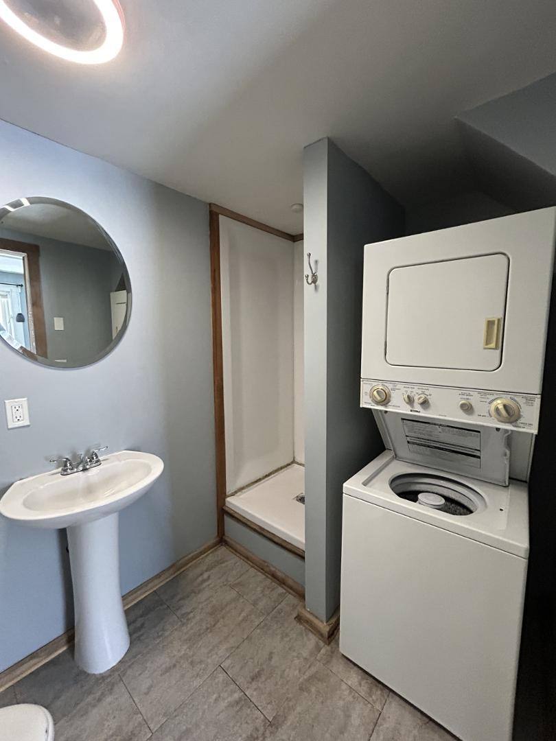 Apartment for rent at 18 Park Ave #2, Newport, ME 04953