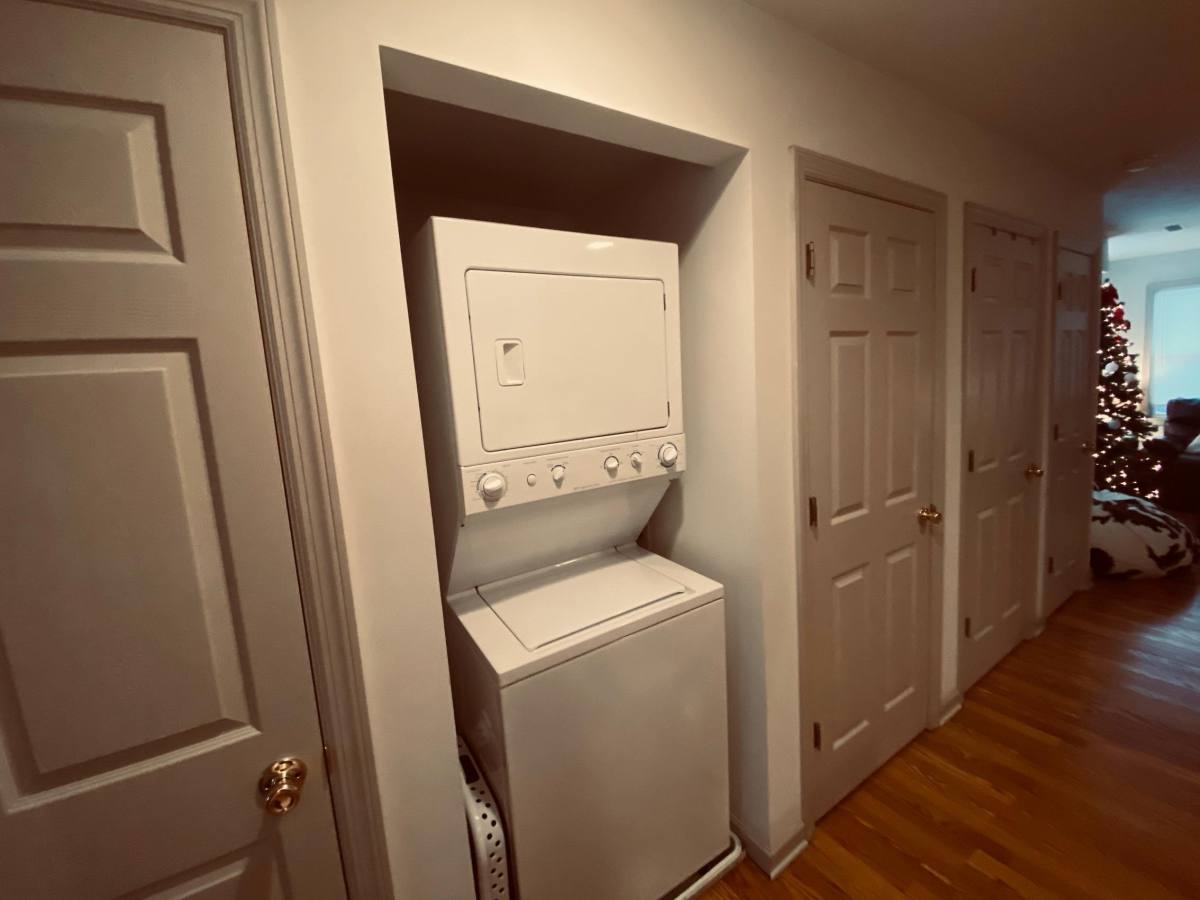 Apartment for rent at 1431 Saratoga Ave #14, Morgantown, WV 26505