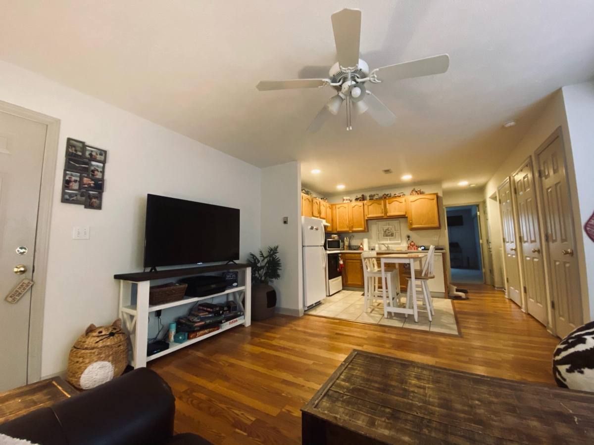 Apartment for rent at 1431 Saratoga Ave #14, Morgantown, WV 26505