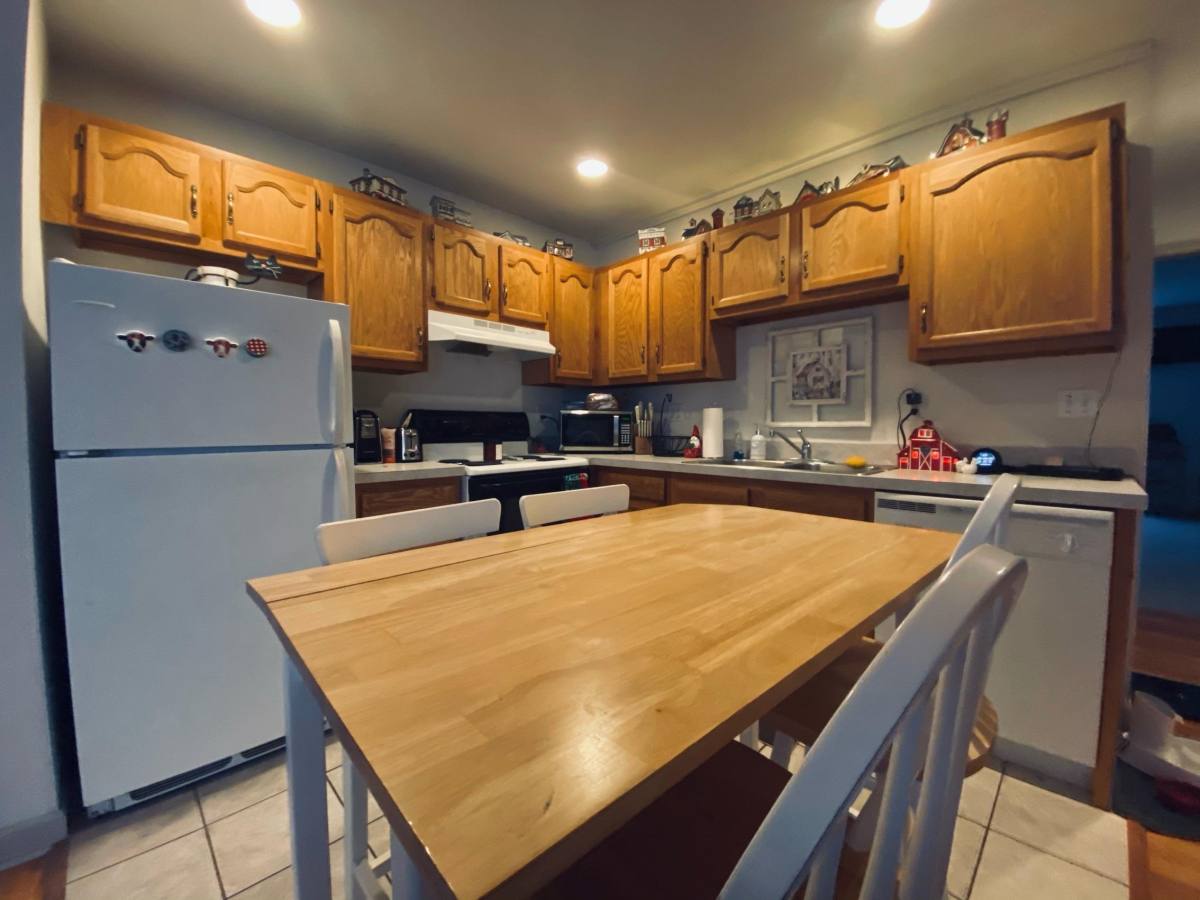 Apartment for rent at 1431 Saratoga Ave #14, Morgantown, WV 26505