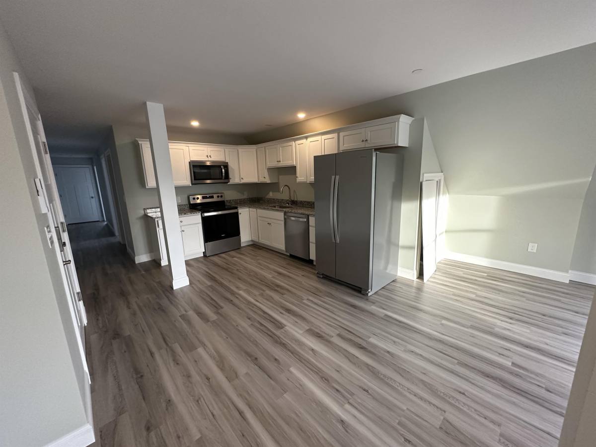 Apartment for rent at 7 Twin Falls Dr #3, Westbrook, ME 04092