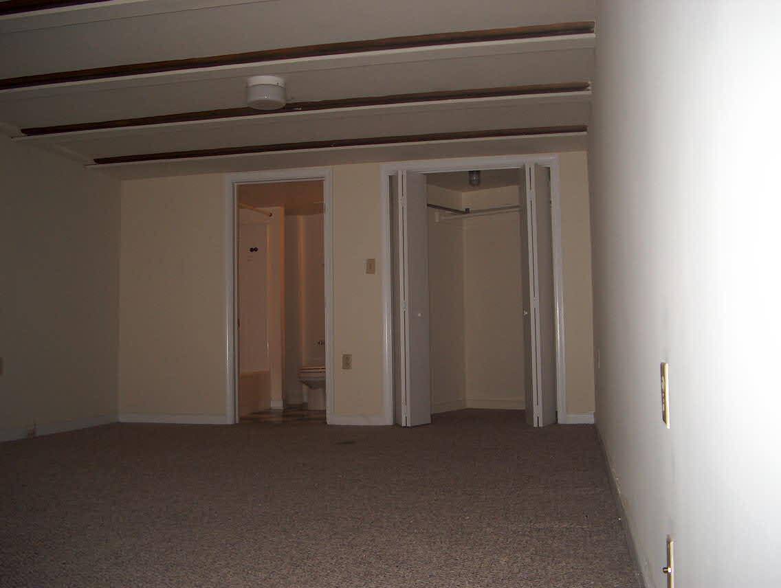 Apartment for rent at 101-107 W Broad St, Richmond, VA 23220