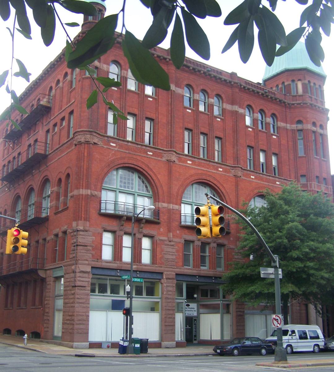 Apartment for rent at 101-107 W Broad St, Richmond, VA 23220
