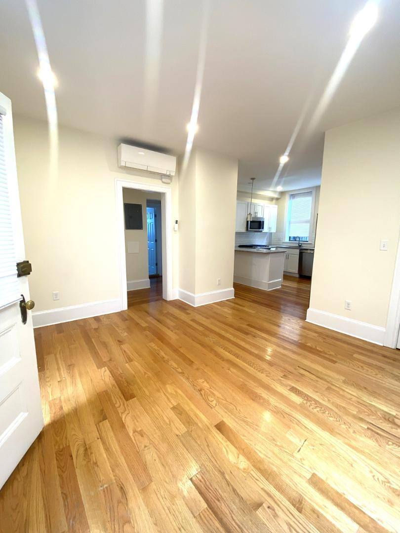 Apartment for rent at 11 Seaverns Ave #11-3R, Jamaica Plain, MA 02130