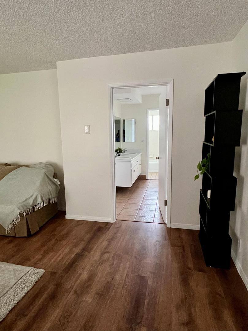 Apartment for rent at 1047 E 7th St #9, Long Beach, CA 90813