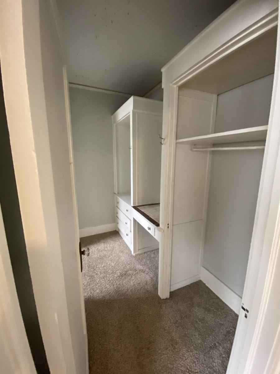 Apartment for rent at Plaza & Peacock, 1414 Austin St, Houston, TX 77002