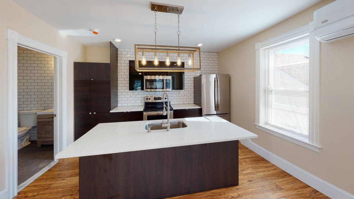 Apartment for rent at 193 Vinton St #193-1, Providence, RI 02909
