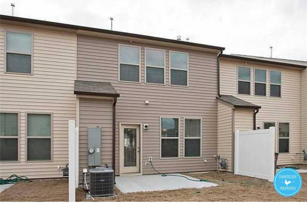 Townhouse for rent at Sunnybrook Estates, 2147 Sunnycove Dr #1, Raleigh, NC 27610