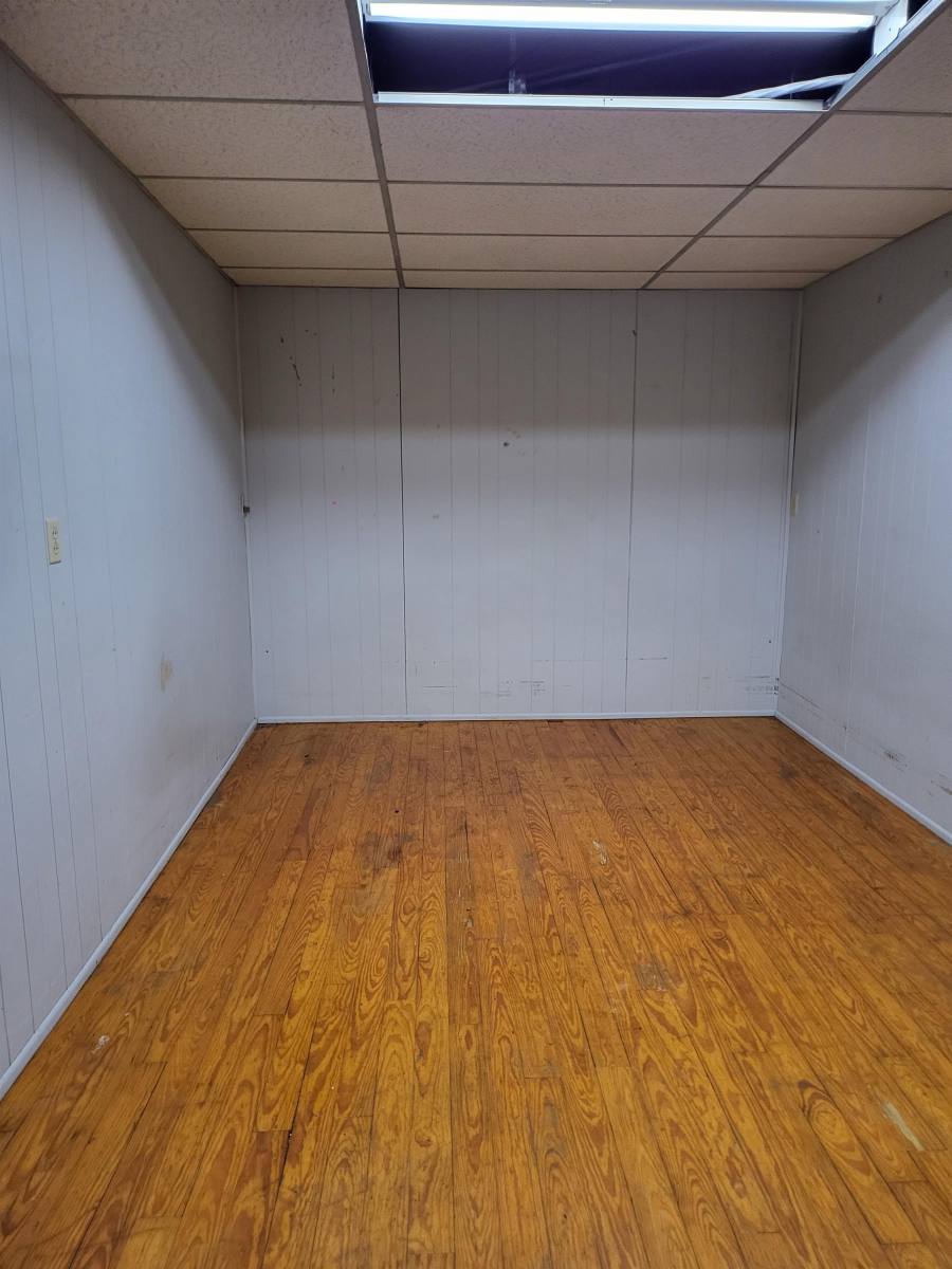 Apartment for rent at 102 N Main St #5, Ada, OH 45810