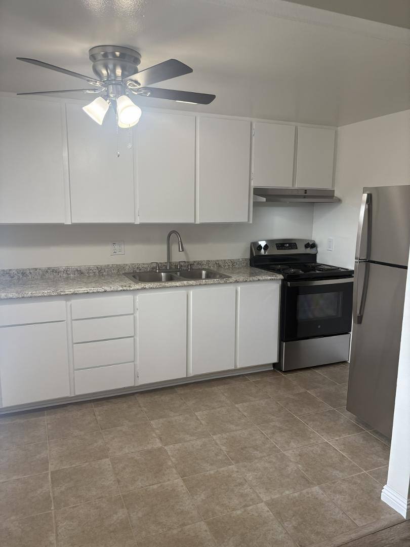 Apartment for rent at Sus Casitas, 2110 Newport Blvd, Costa Mesa, CA 92627