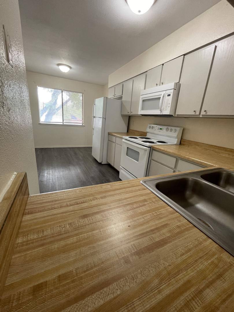 Apartment for rent at San Jose, 500 Burton Ave, San Antonio, TX 78221