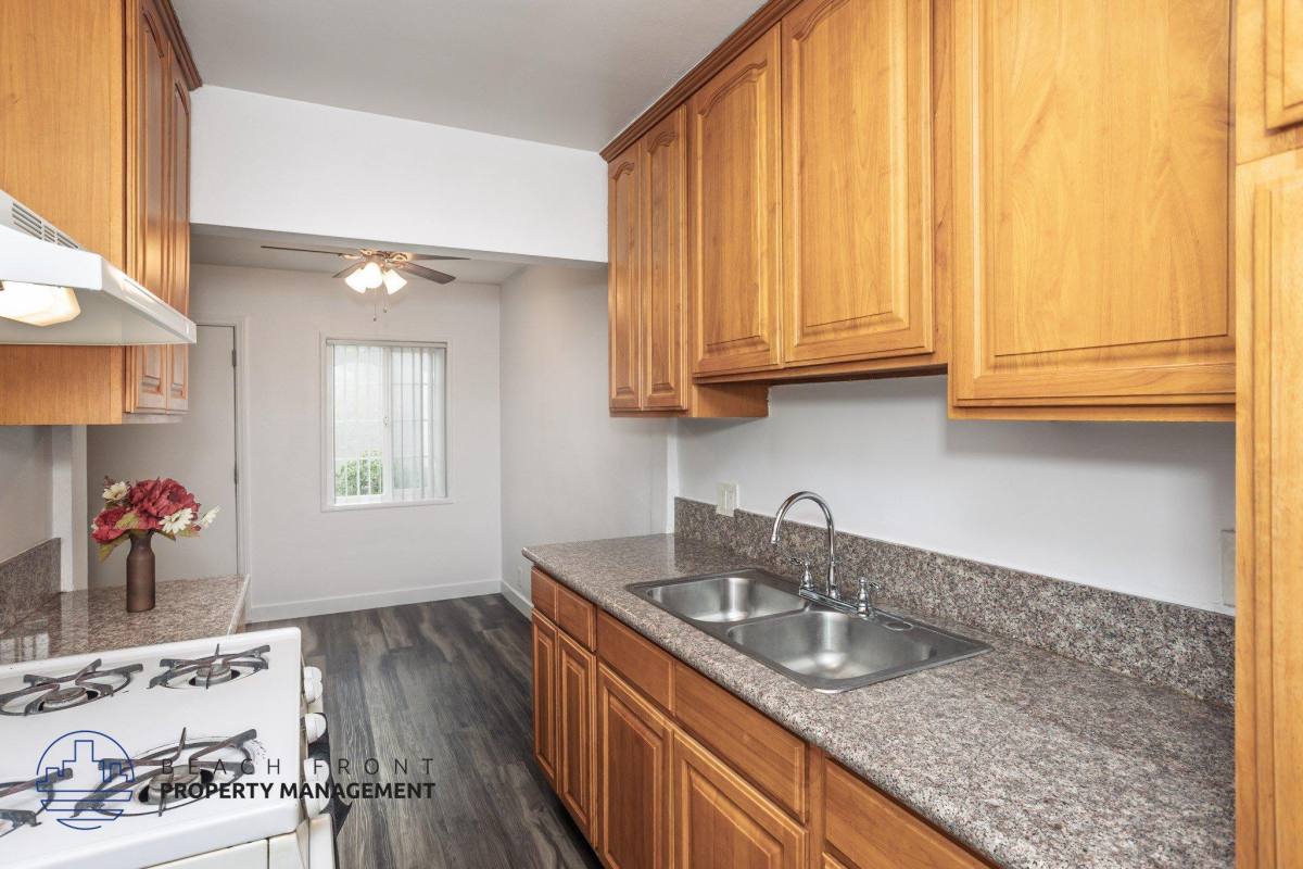 Apartment for rent at 12618 Lakewood Boulevard, 12621 Glenshire Rd #8, Downey, CA 90242