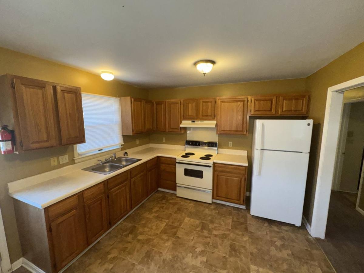 Apartment for rent at 700 Thomas Lane #A, Martinsburg, WV 25401