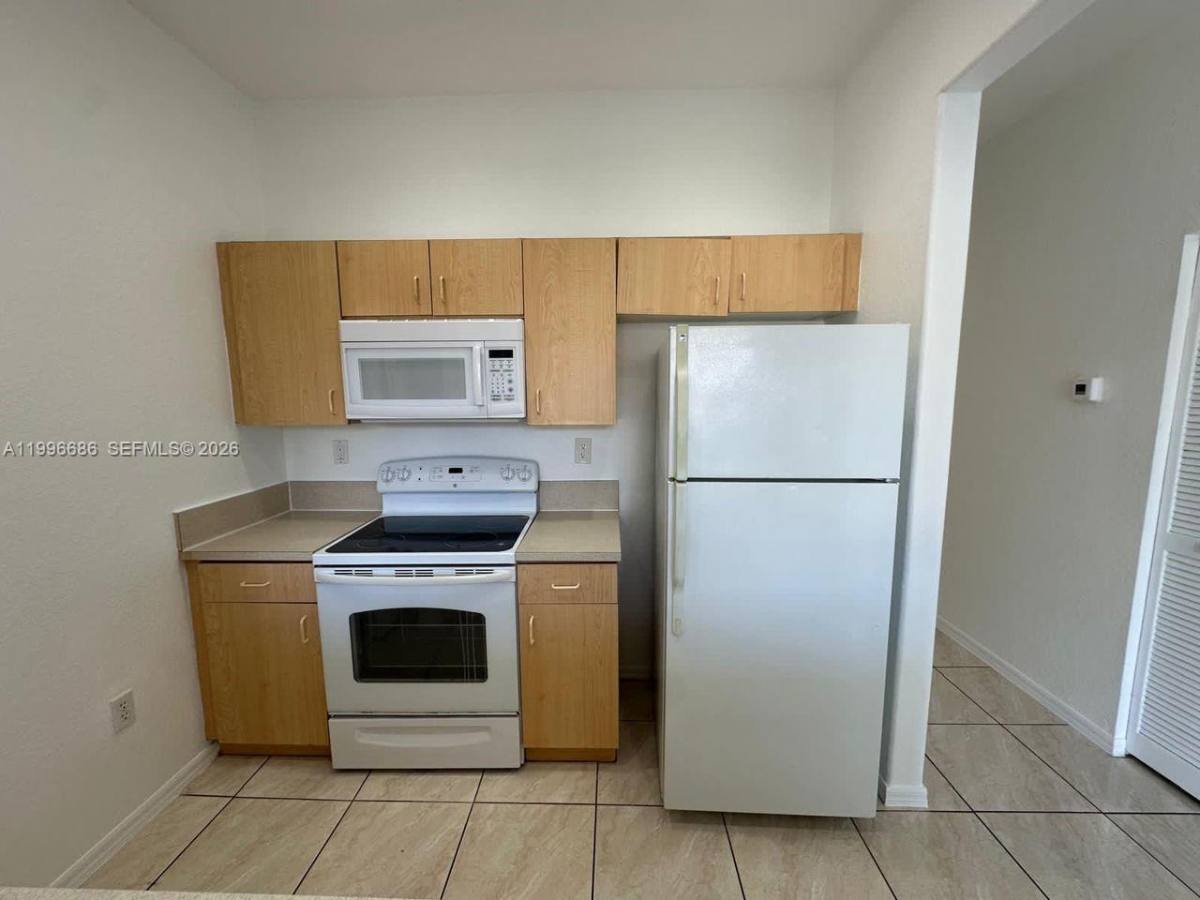 Townhouse for rent at 10985 SW 239th Terrace, Homestead, FL 33032