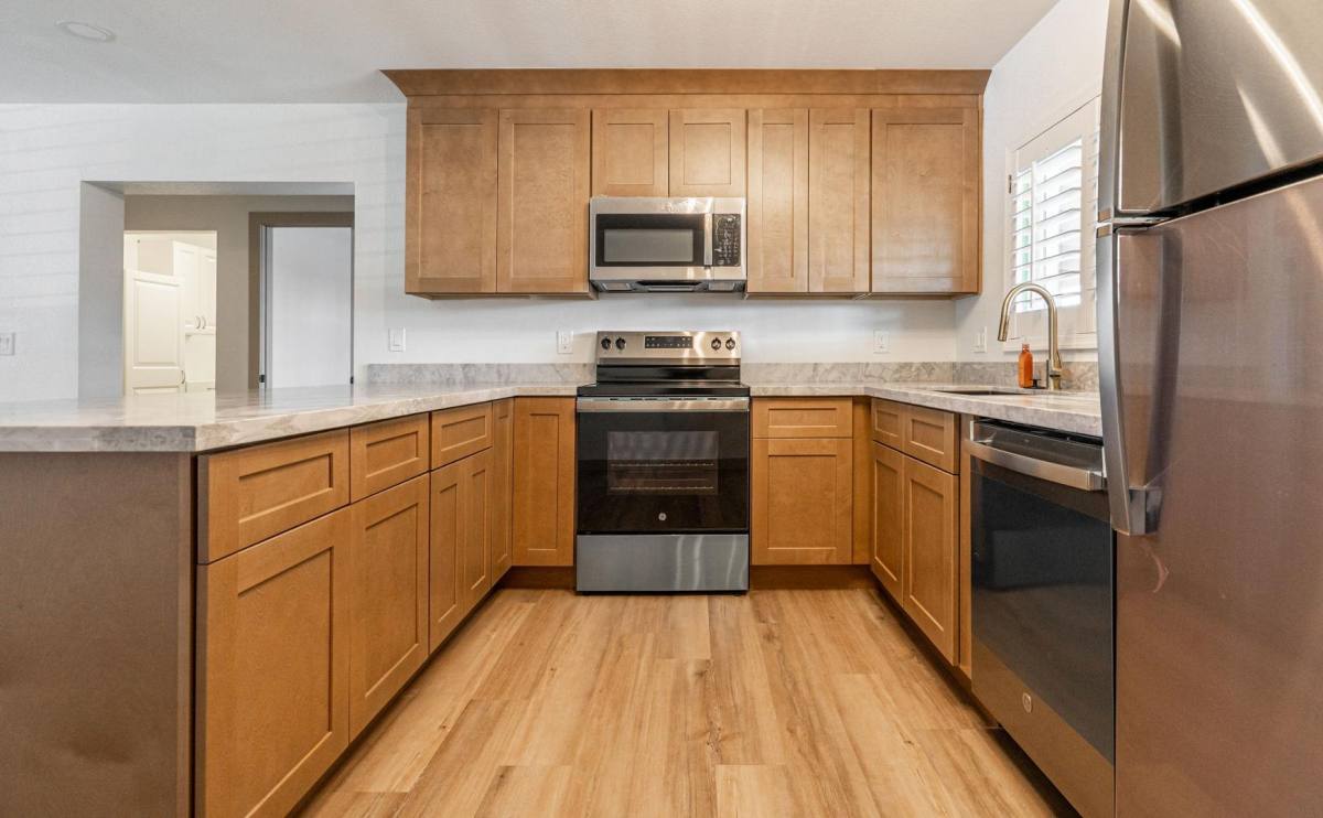 House for rent at 5739 W Monte Vista Rd, Phoenix, AZ 85035