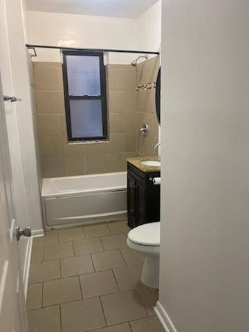 House for rent at 4749 S Langley #2, Chicago, IL 60615