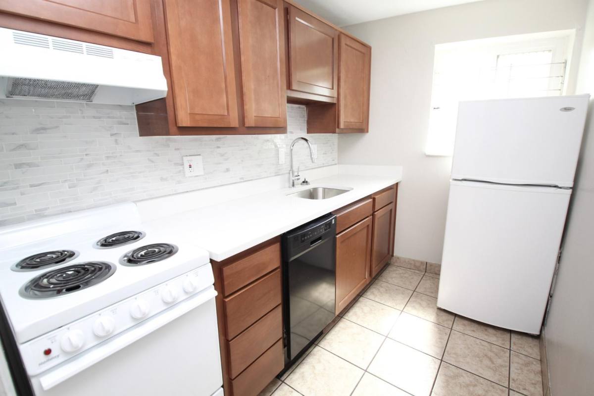 Apartment for rent at James Manor, 5527 5529 5531 Ellsworth Ave, Pittsburgh, PA 15232