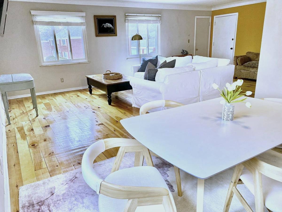 Condo for rent at 4033 Hillandale #4 or D, Toledo, OH 43606