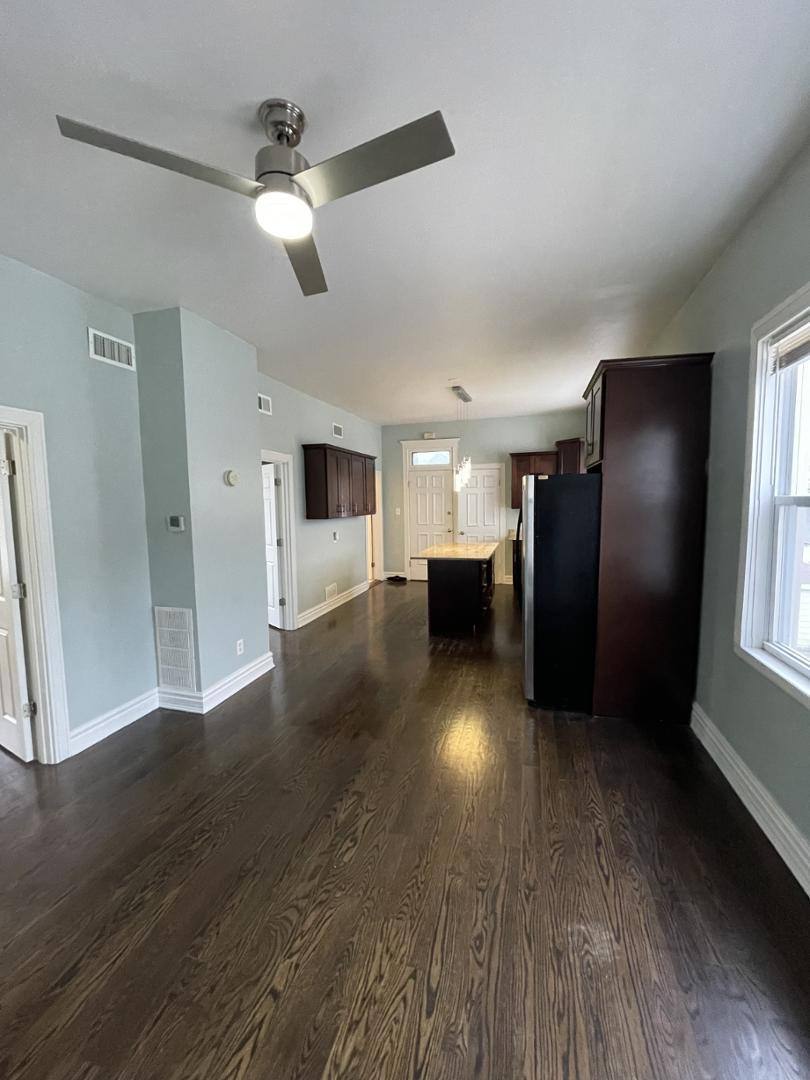 Apartment for rent at 5020 McVicker Ave #2R, Chicago, IL 60630