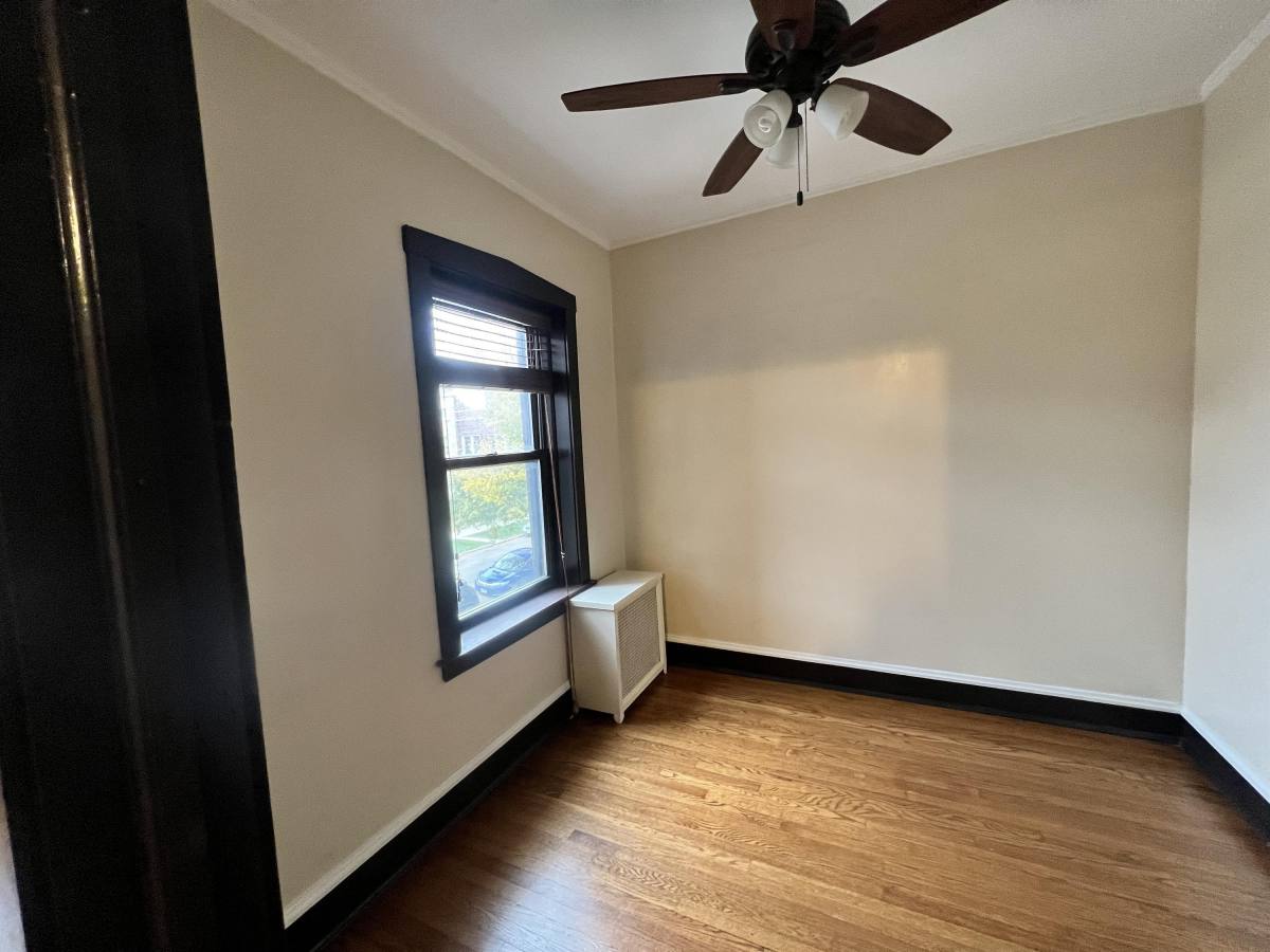 Apartment for rent at 4847 N Washtenaw Ave #2, Chicago, IL 60625