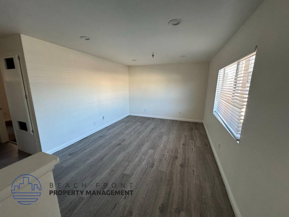 Apartment for rent at 12617 Eucalyptus Ave #9, Hawthorne, CA 90250