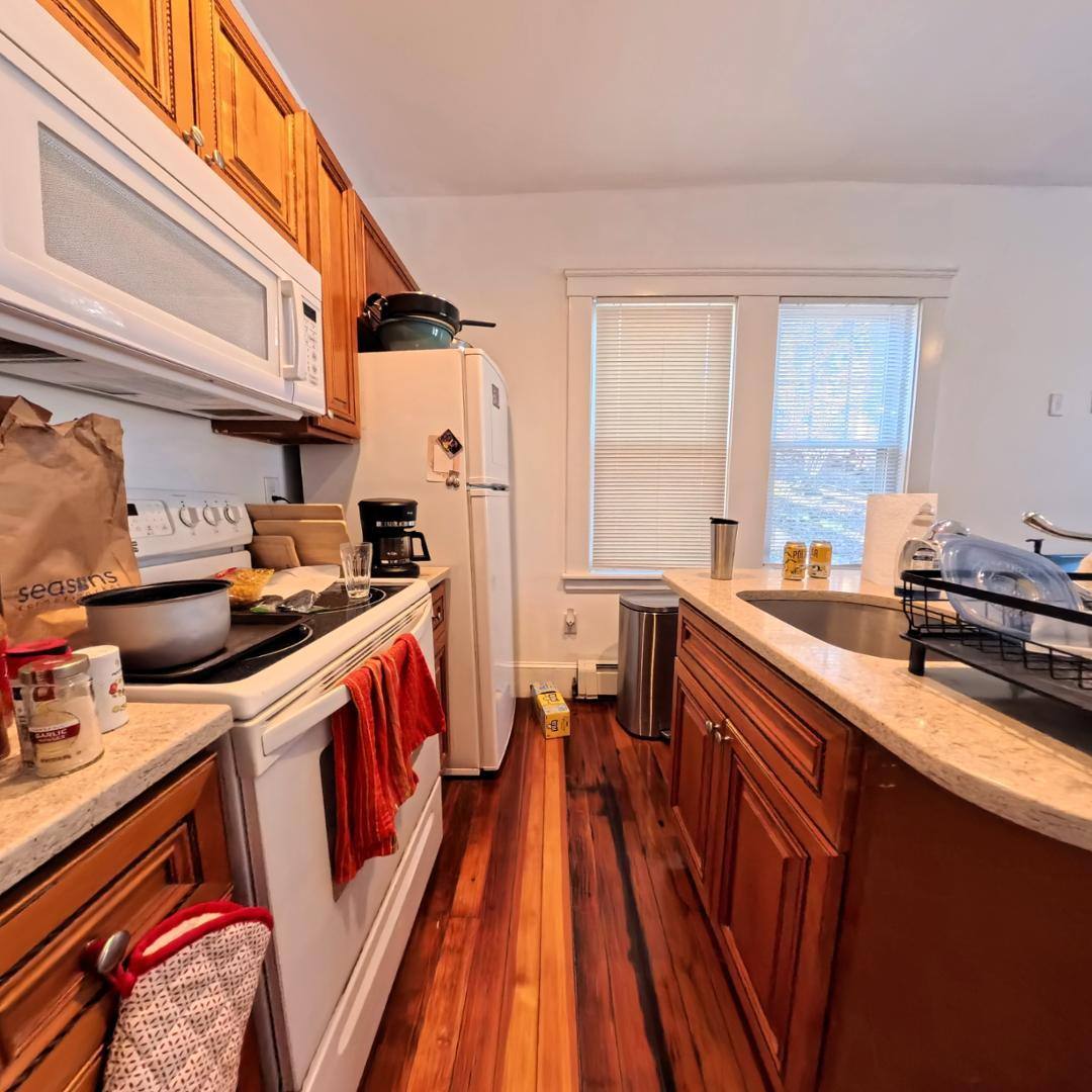 Apartment for rent at Helmet Hill, 436 Waverley Oaks Rd #1B, Waltham, MA 02452