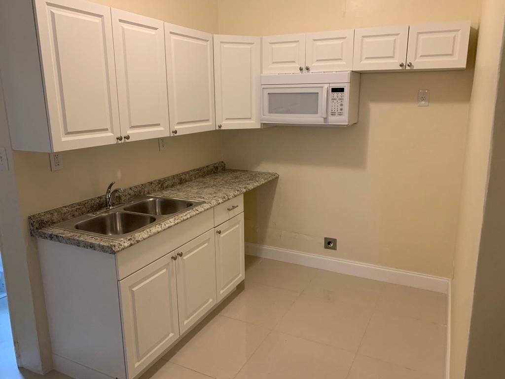 Apartment for rent at Fulford Highlands, 480 NE 162nd St #480, Miami, FL 33162
