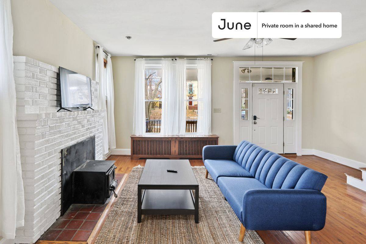 Apartment for rent at 1334 Newton St NE E, Washington, DC 20017