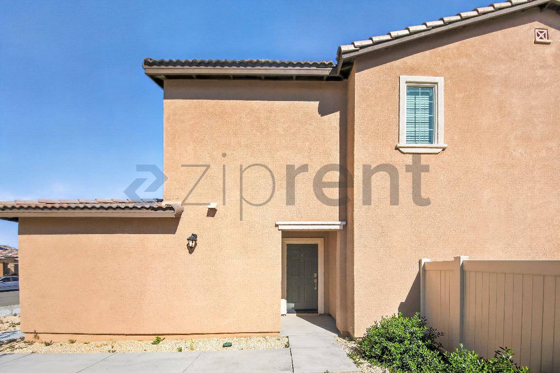 House for rent at 4364 Ave J6, Lancaster, CA 93536