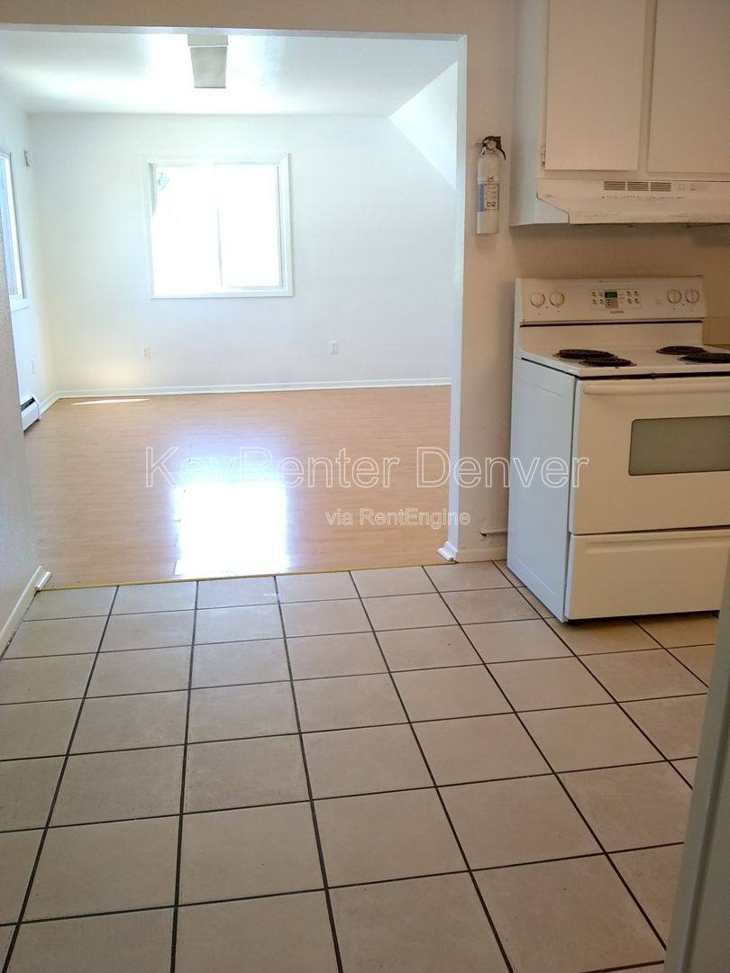 Apartment for rent at 1118 6th St #B, Greeley, CO 80631