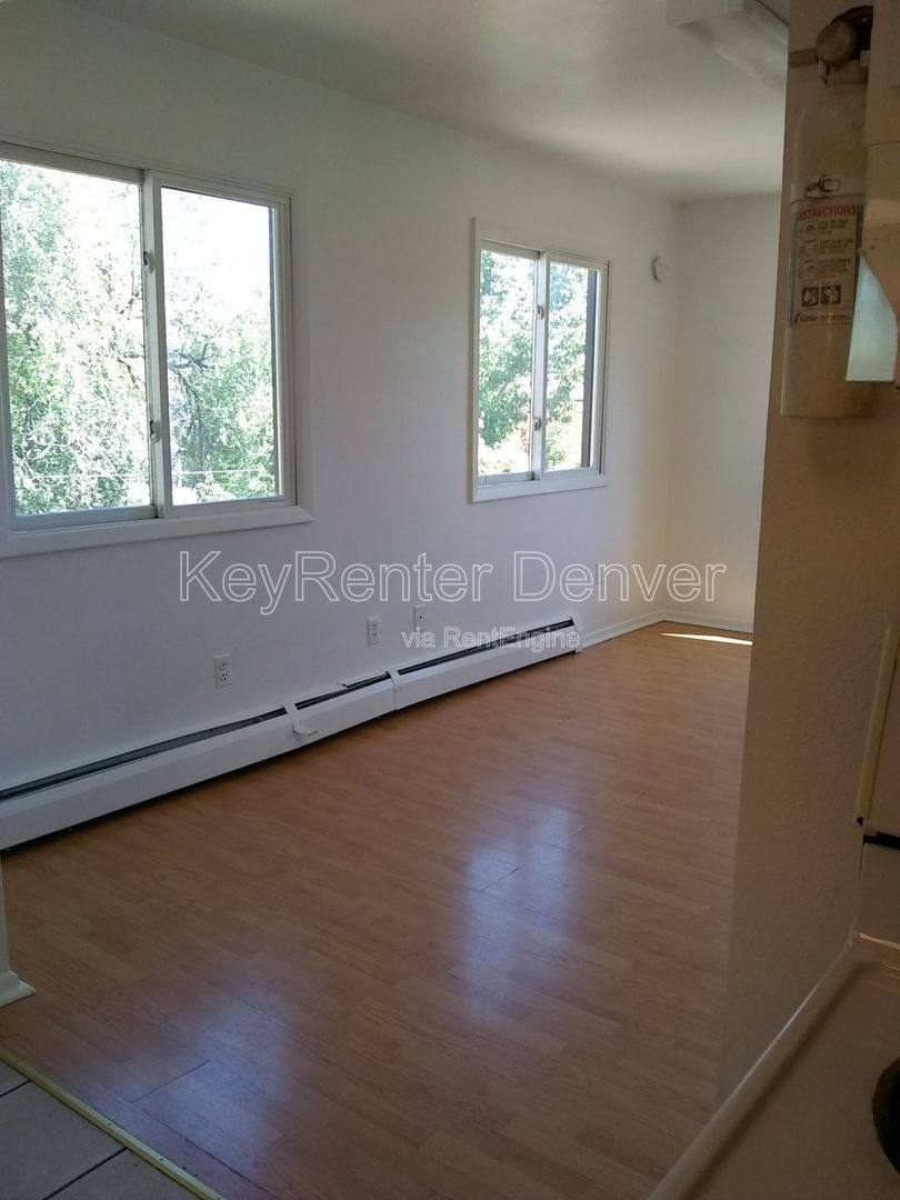 Apartment for rent at 1118 6th St #B, Greeley, CO 80631