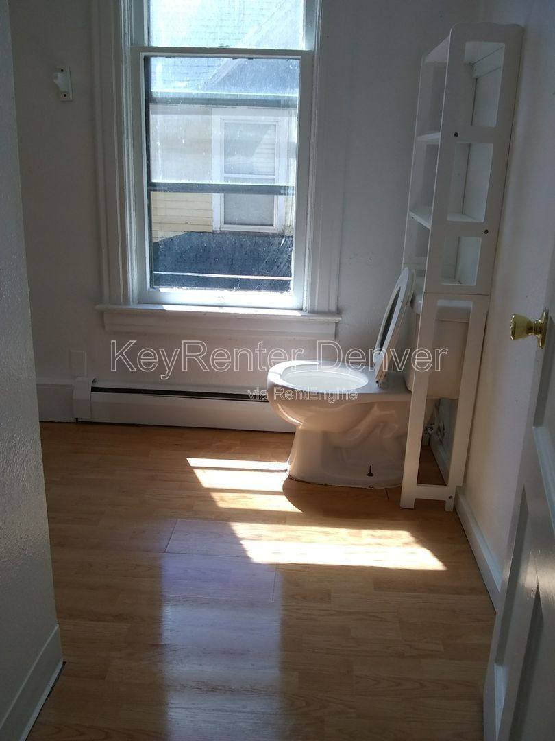 Apartment for rent at 1118 6th St #B, Greeley, CO 80631