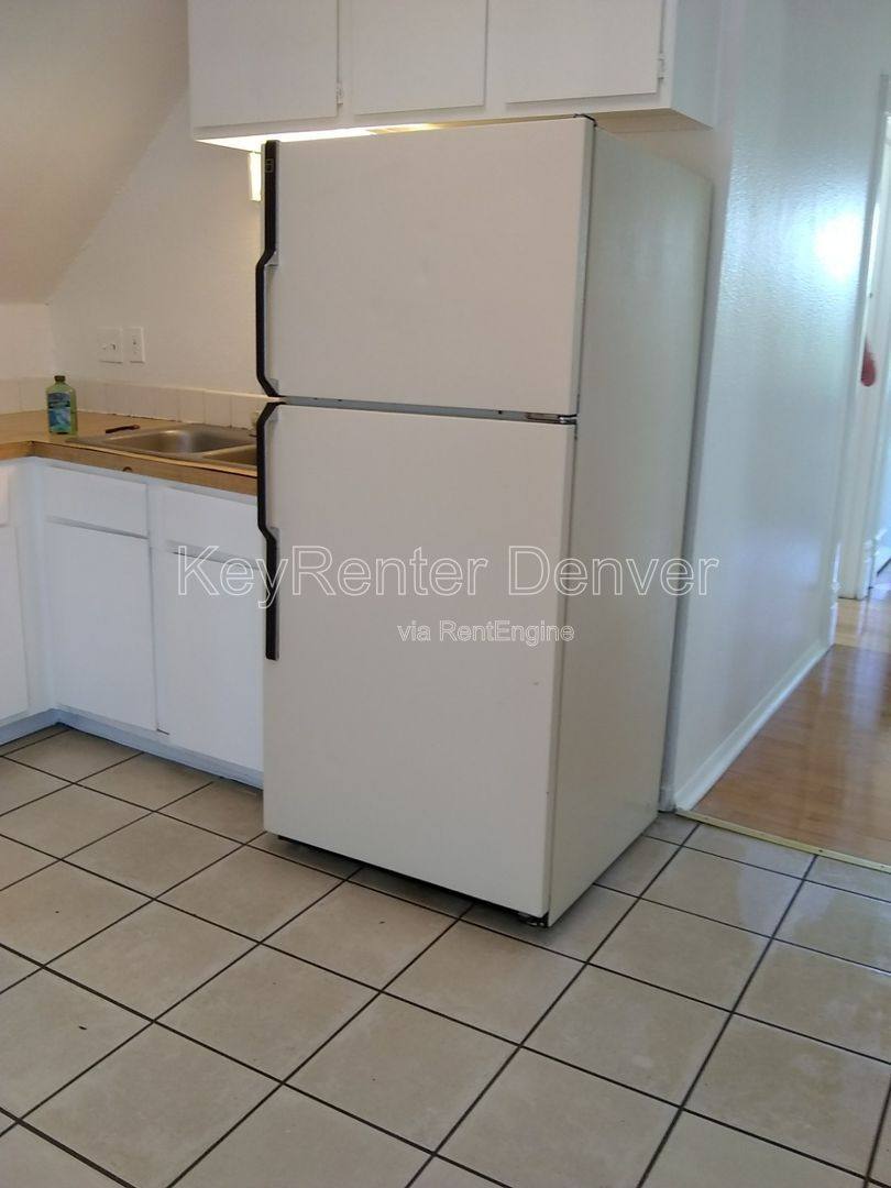 Apartment for rent at 1118 6th St #B, Greeley, CO 80631