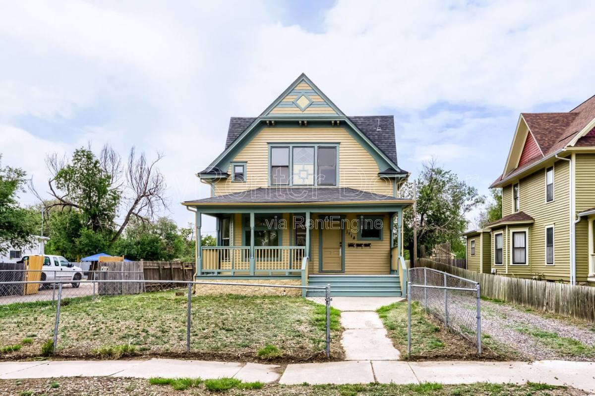 Apartment for rent at 1118 6th St #B, Greeley, CO 80631