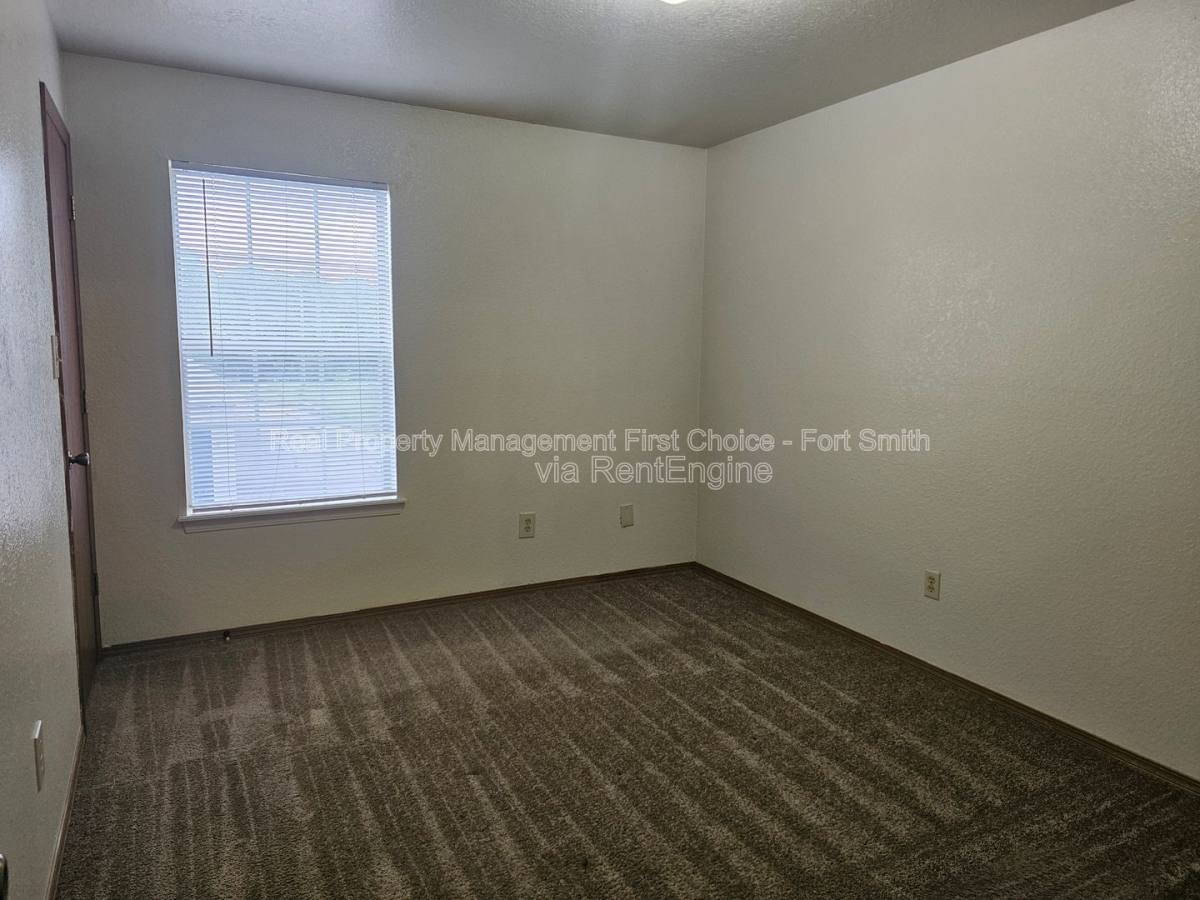 Apartment for rent at 130 Cedar Creek Court #9, Van Buren, AR 72956