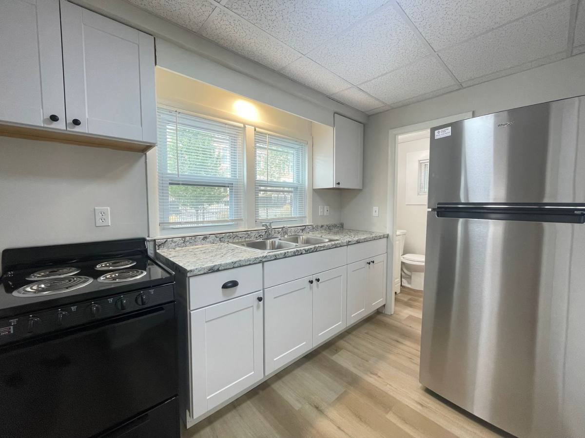 Apartment for rent at 45 Ashland St, Manchester, NH 03104
