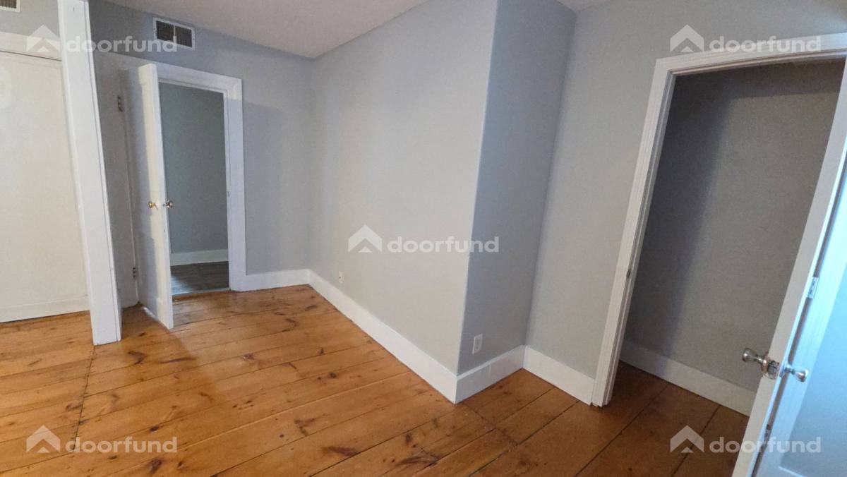 Apartment for rent at 17 Wachusett St #3, Worcester, MA 01609