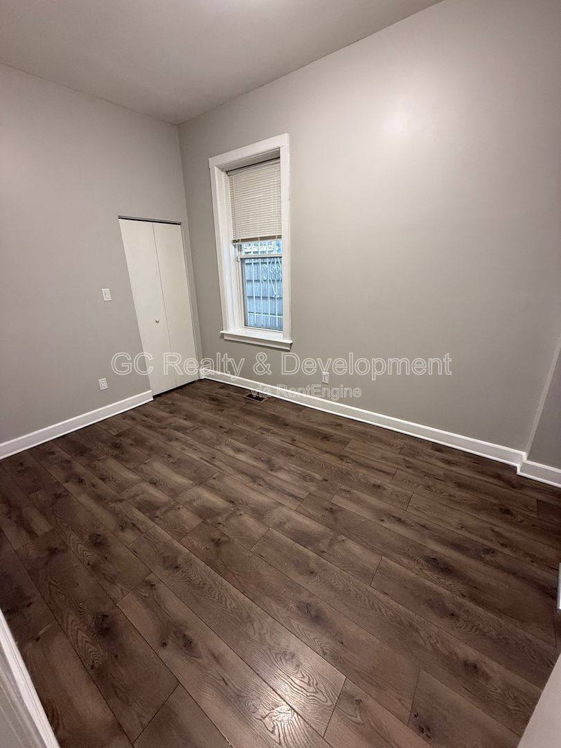 Condo for rent at 6401 S Eberhart Ave #6403 -1, Chicago, IL 60637
