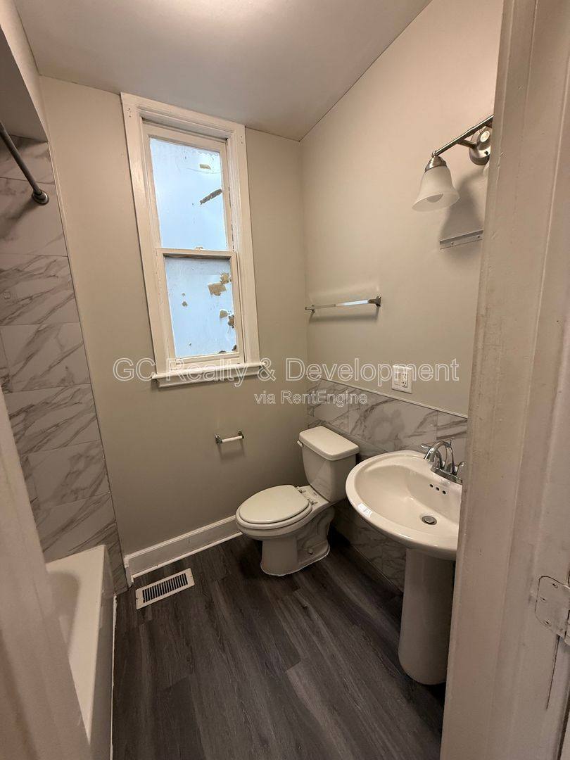 Condo for rent at 6401 S Eberhart Ave #6403 -1, Chicago, IL 60637