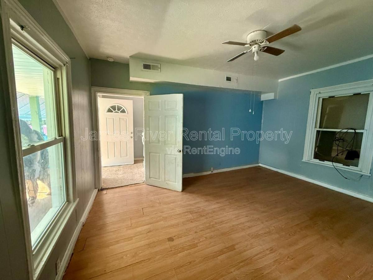 Apartment for rent at 900 Polk St #A, Lynchburg, VA 24504